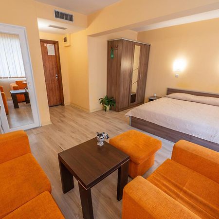Family Hotel Gran Ivan Warna Zewnętrze zdjęcie