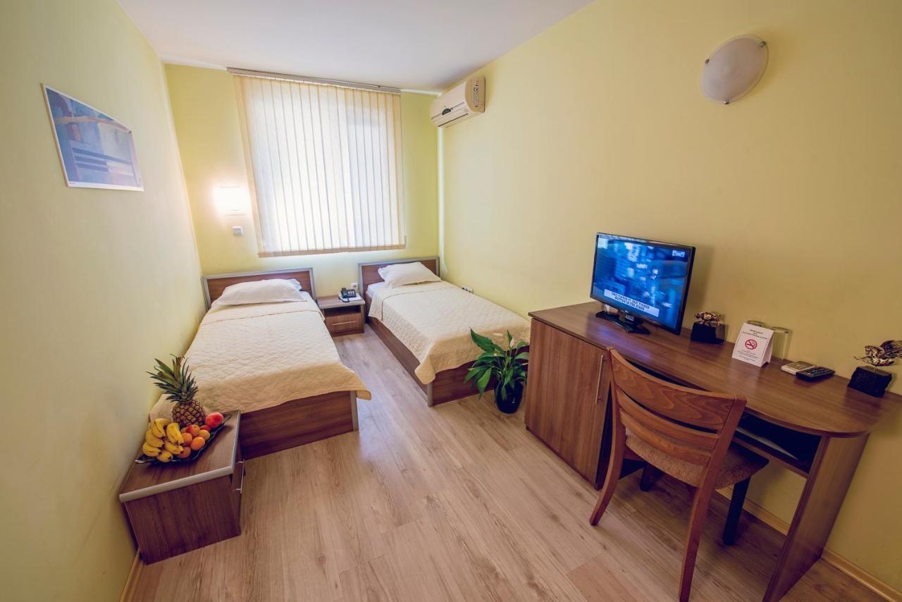 Family Hotel Gran Ivan Warna Zewnętrze zdjęcie
