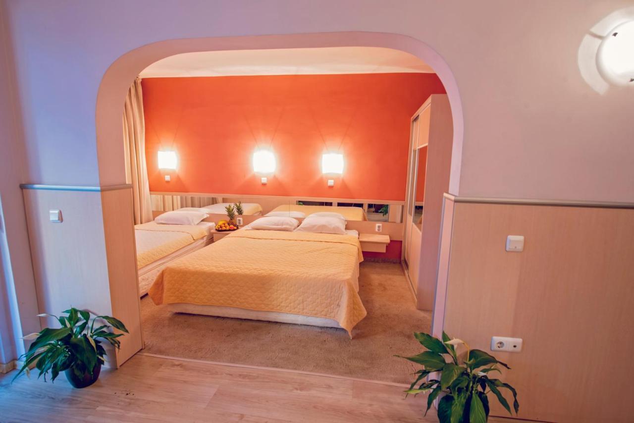 Family Hotel Gran Ivan Warna Zewnętrze zdjęcie
