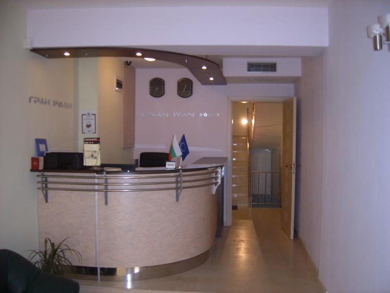 Family Hotel Gran Ivan Warna Zewnętrze zdjęcie